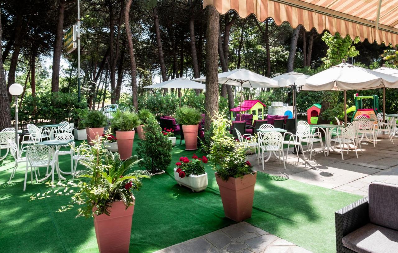 Park Hotel Pineta Cervia Exteriér fotografie